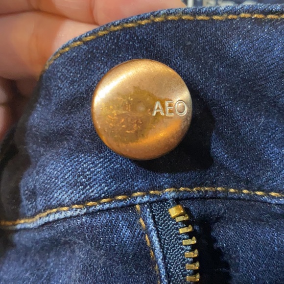 American Eagle hi-rise “shortie” shorts. Dark wash/cuffed/super stretch. Size 10 - Picture 4 of 11